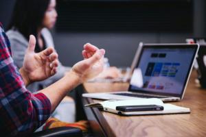 Backend Efficiency and Business Performance: Why Operational Systems Matter More Than Speed Alone