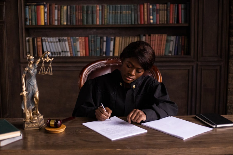 10 Things to Look for in a Personal Injury Attorney